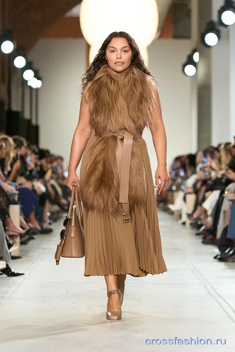 Michael Kors Collection 34