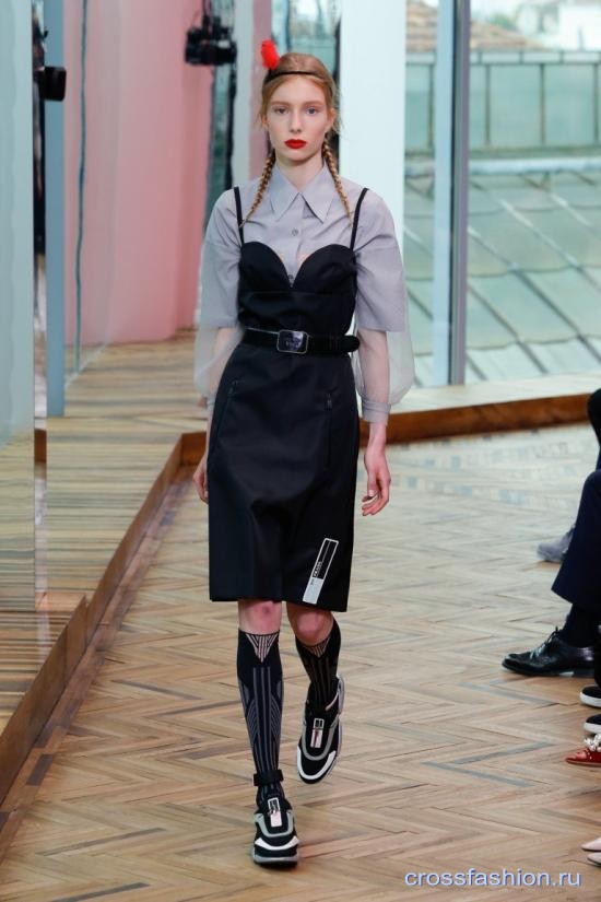 Prada resort 2018 33