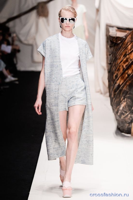 cf Alena Akhmadullina ss 2016 8