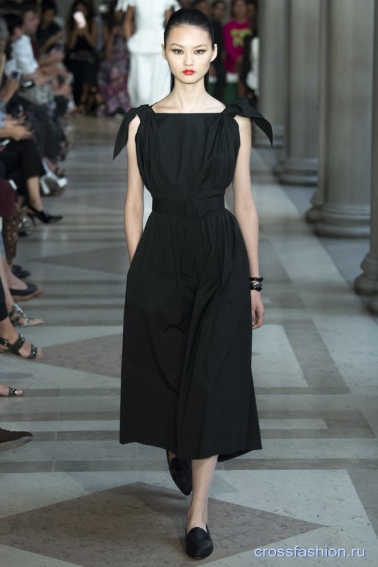 Carolina Herrera ss 2017 6