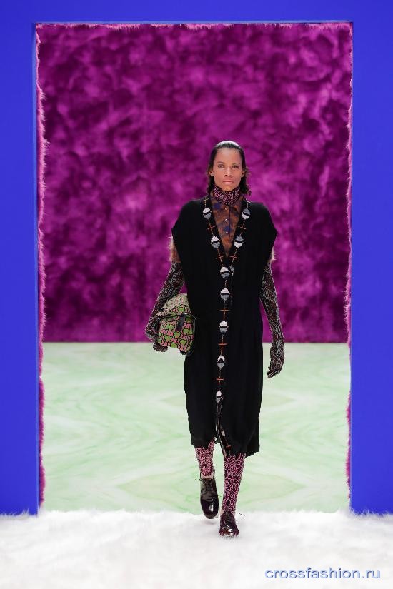 Prada fall 2021 2022 13