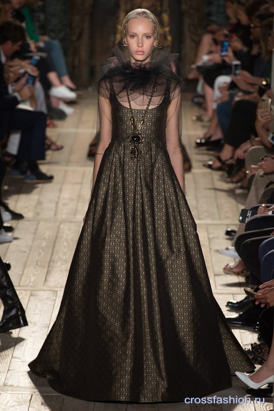 Valentino couture fw 2016-2017 34