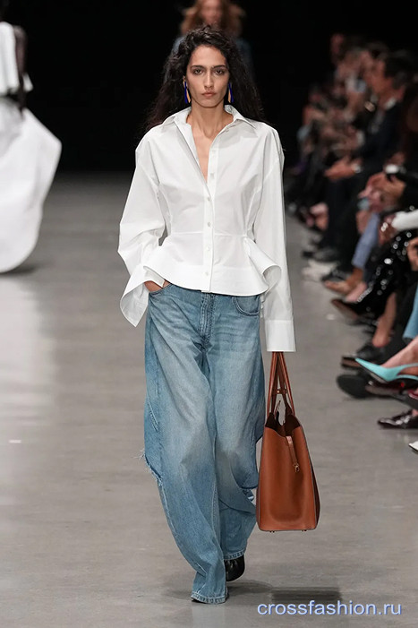 sochetanie-veshchej-dlya-zhelaemogo-imidzha-primery-iz-kollektsij-vesna-leto-2026