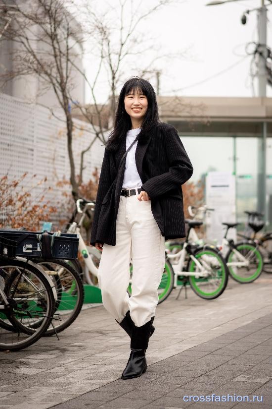 Street Style Seoul Fashion Week fall 2021 23