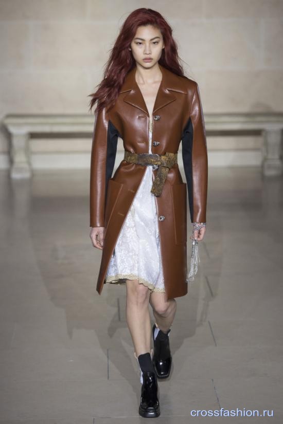 Louis Vuitton коллекция женской одежды осень-зима 2017-2018