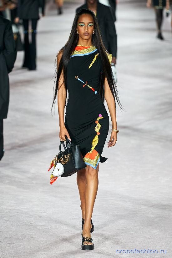 Versace ss 2022 6