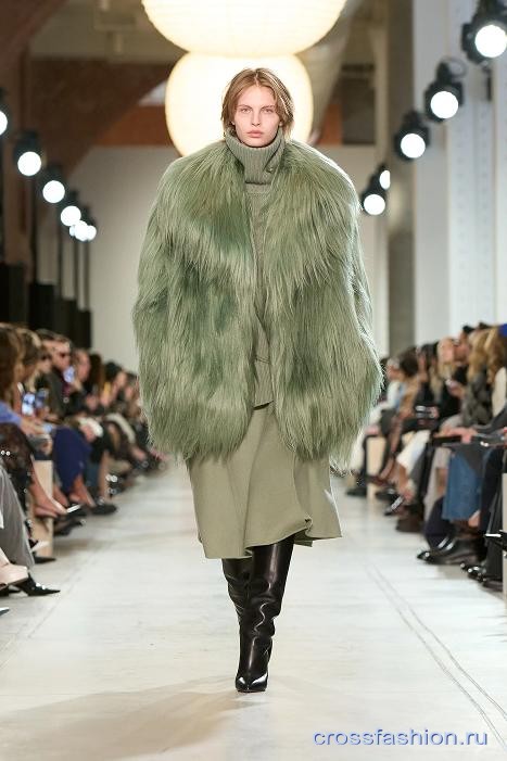 Michael Kors Collection 42